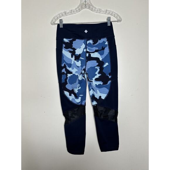 LuLaRoe Fearless Rise Stretch Workout Crop Leggings Blue Camo Size M Medium - Picture 4 of 9